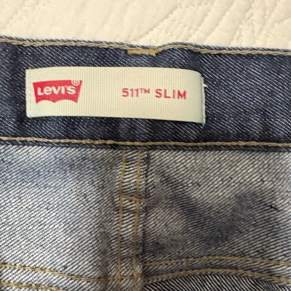 Levi's boys 27/27 Dark Blue Straight Jeans - Picture 2 of 7